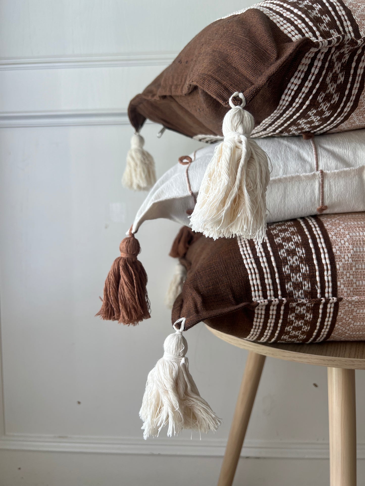 Telar pillow (preorder)