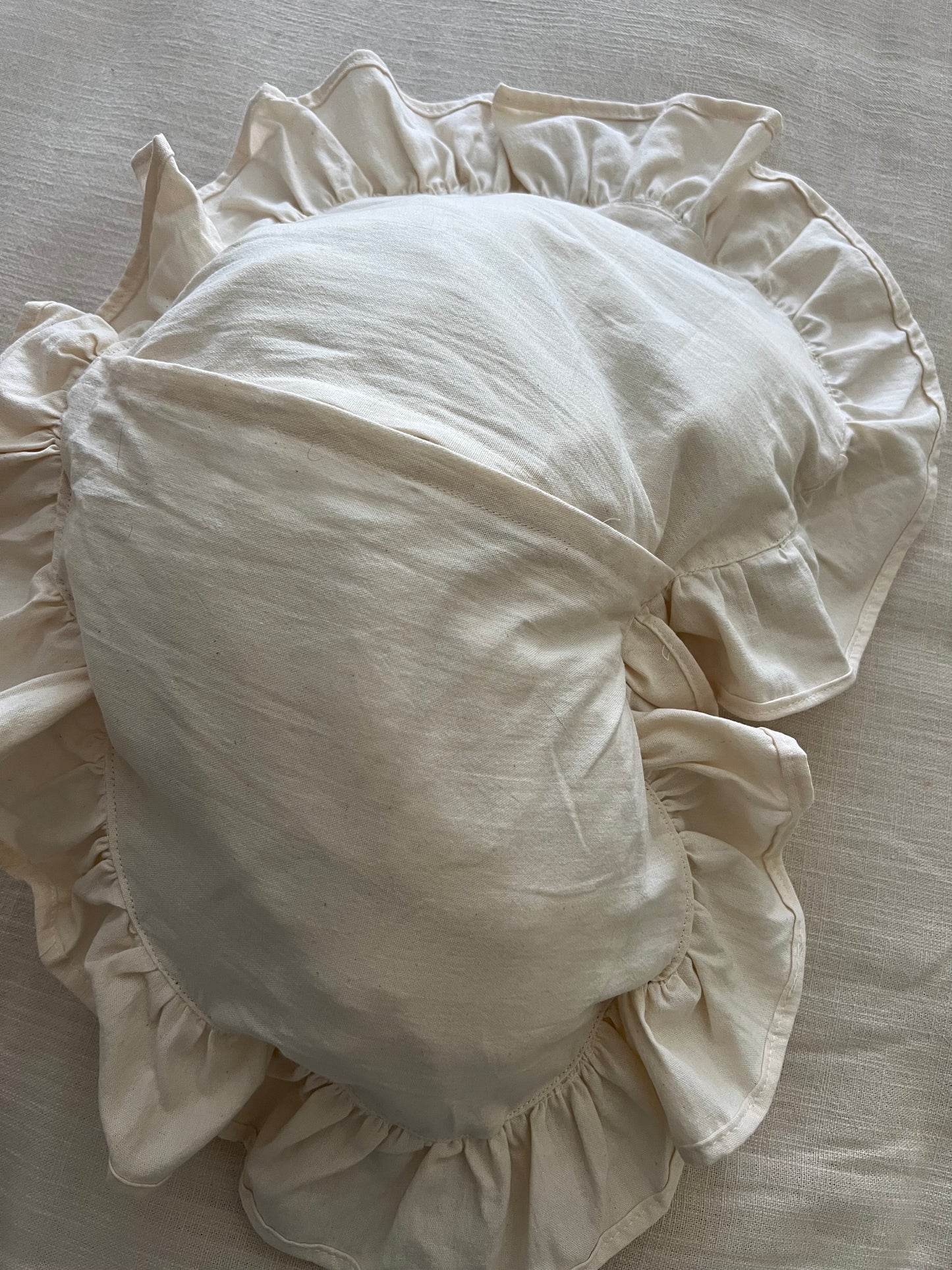 Heart pillow beige