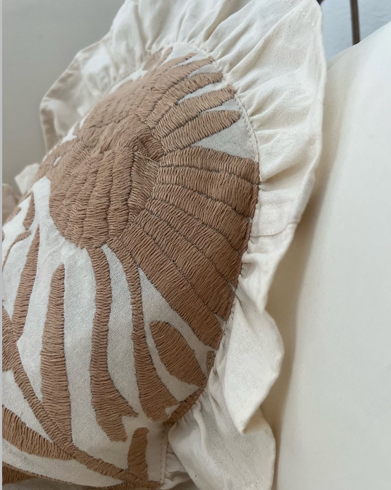 Heart pillow beige