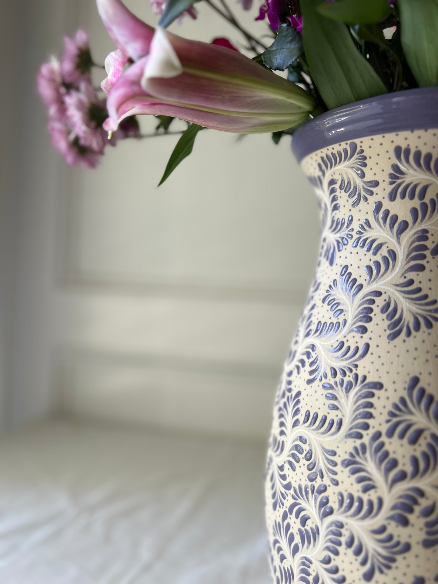 Elena vase