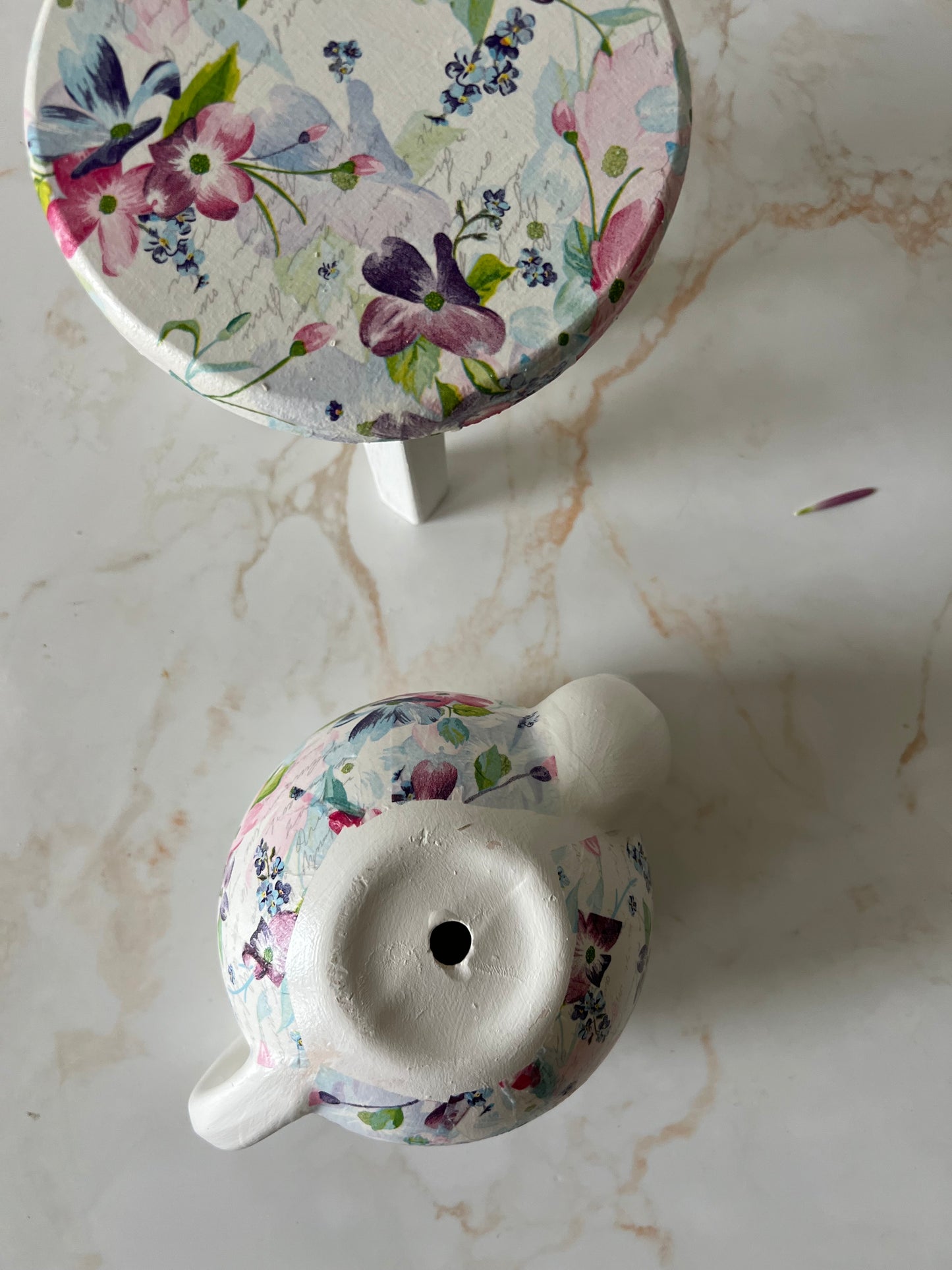 Pot flowers