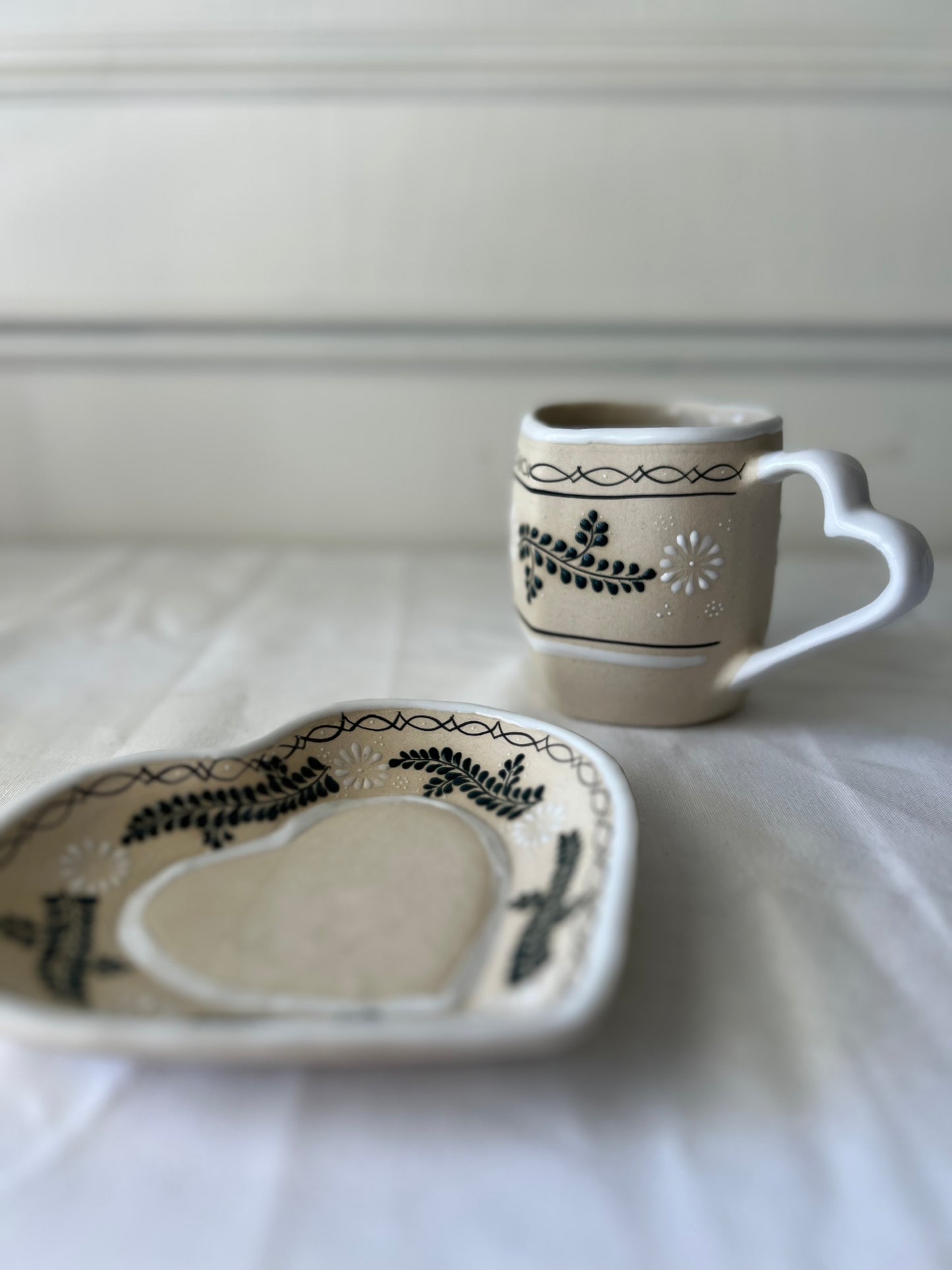 Heart white set mug-plate