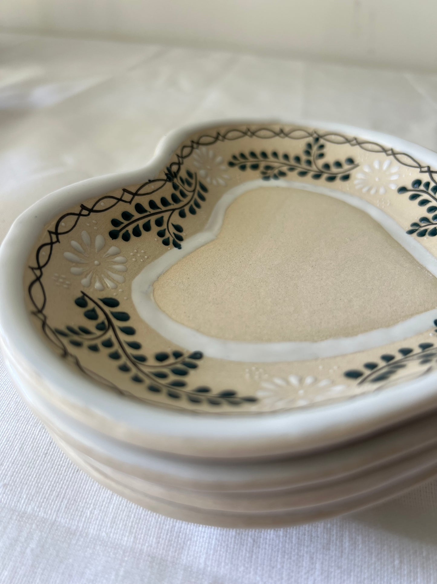 Heart white set mug-plate