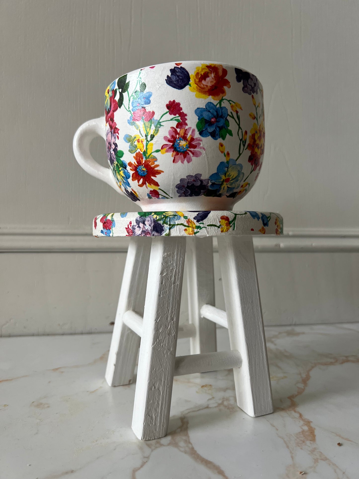 Pot flowers