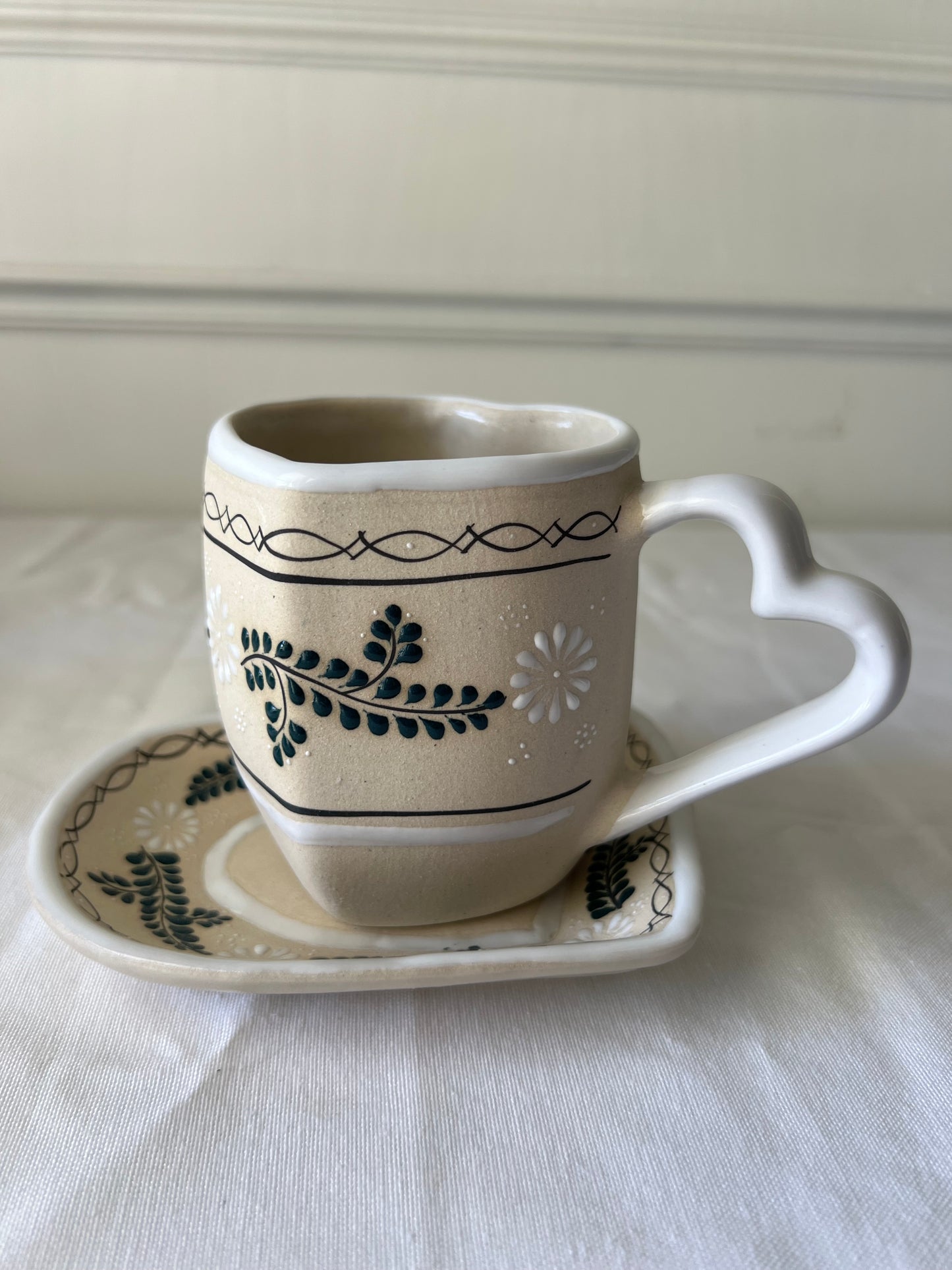 Heart white set mug-plate