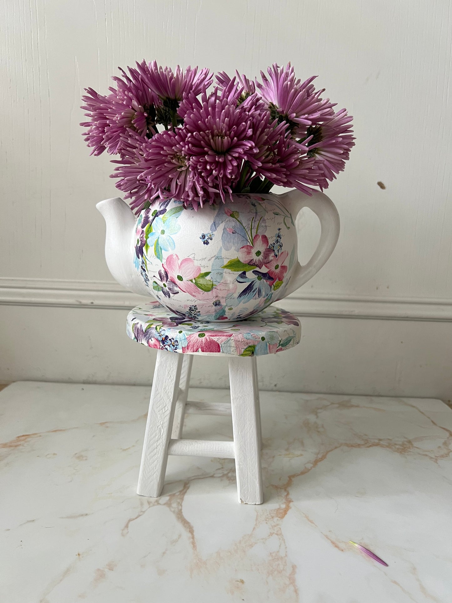 Pot flowers